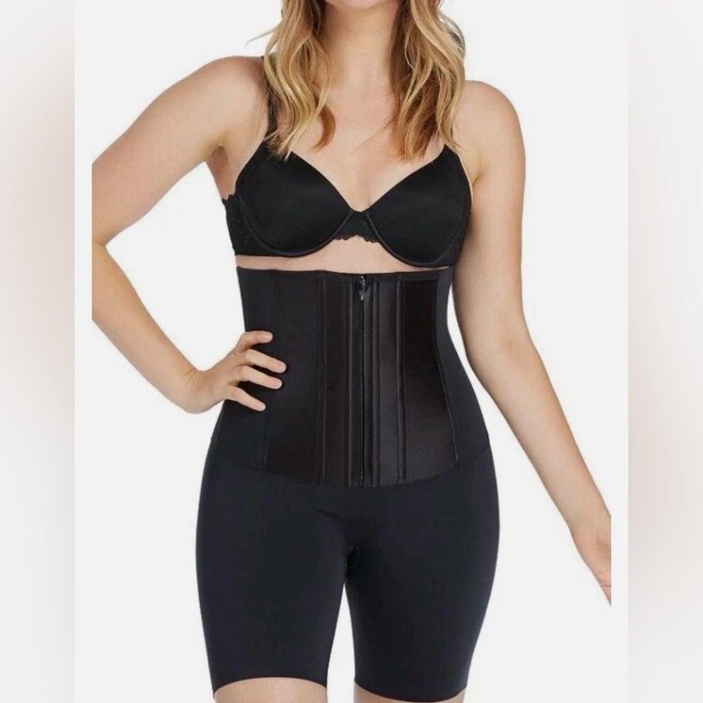 Spanx Under Sculpture Waist Cincher Corset Shorts In Very Black Size Large